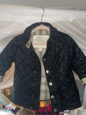 Burberry Black Quilted Kids Puffer Jacket with hood with Plaid Lining